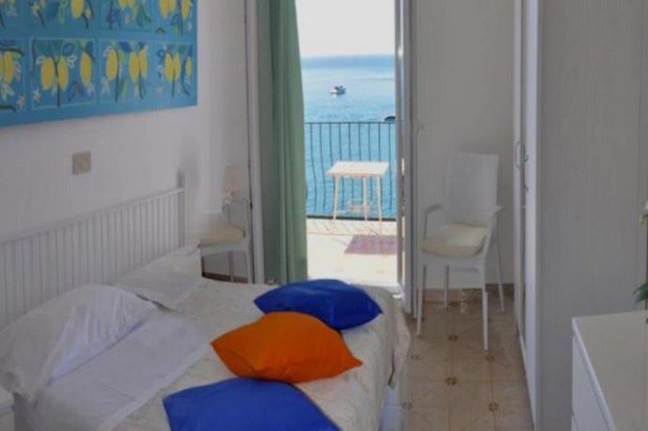 Hotel Casa Rosa Sea & Spa Sant'Angelo  Экстерьер фото