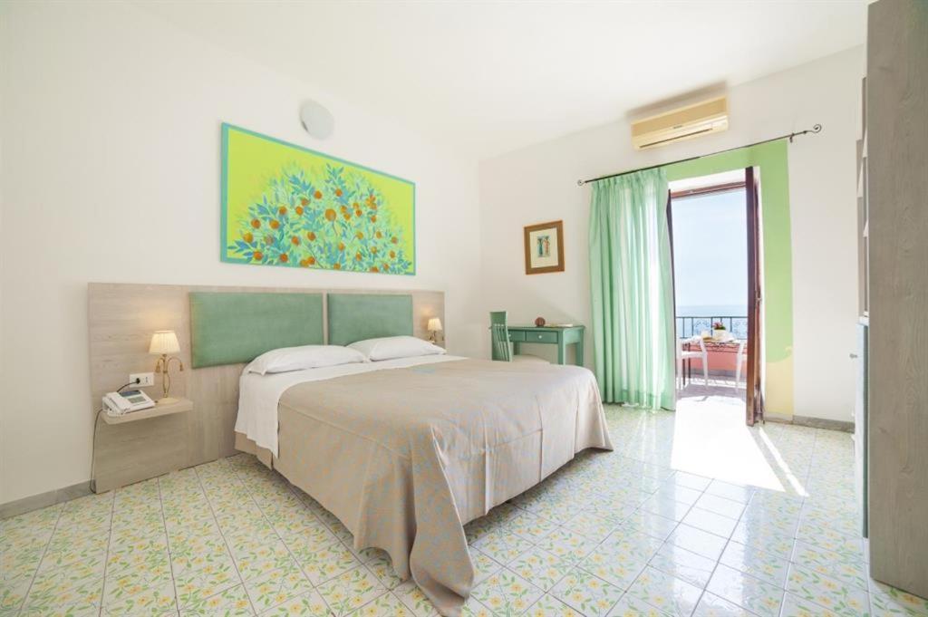 Hotel Casa Rosa Sea & Spa Sant'Angelo  Экстерьер фото