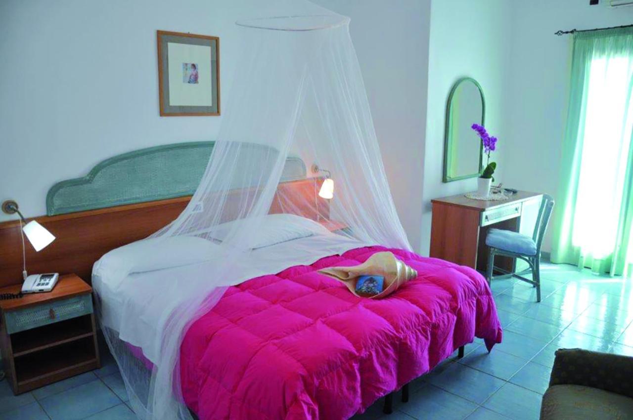Hotel Casa Rosa Sea & Spa Sant'Angelo  Экстерьер фото